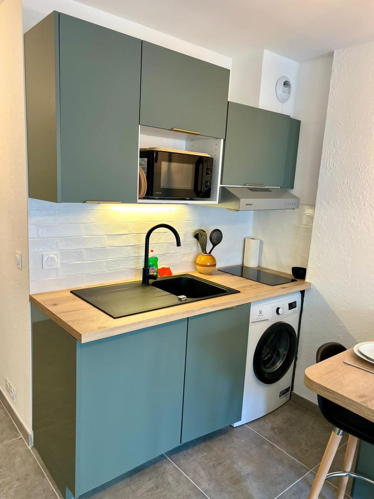 Studio Climatise, Cosy Et Calme Au Centre Ville Αντίμπ Εξωτερικό φωτογραφία