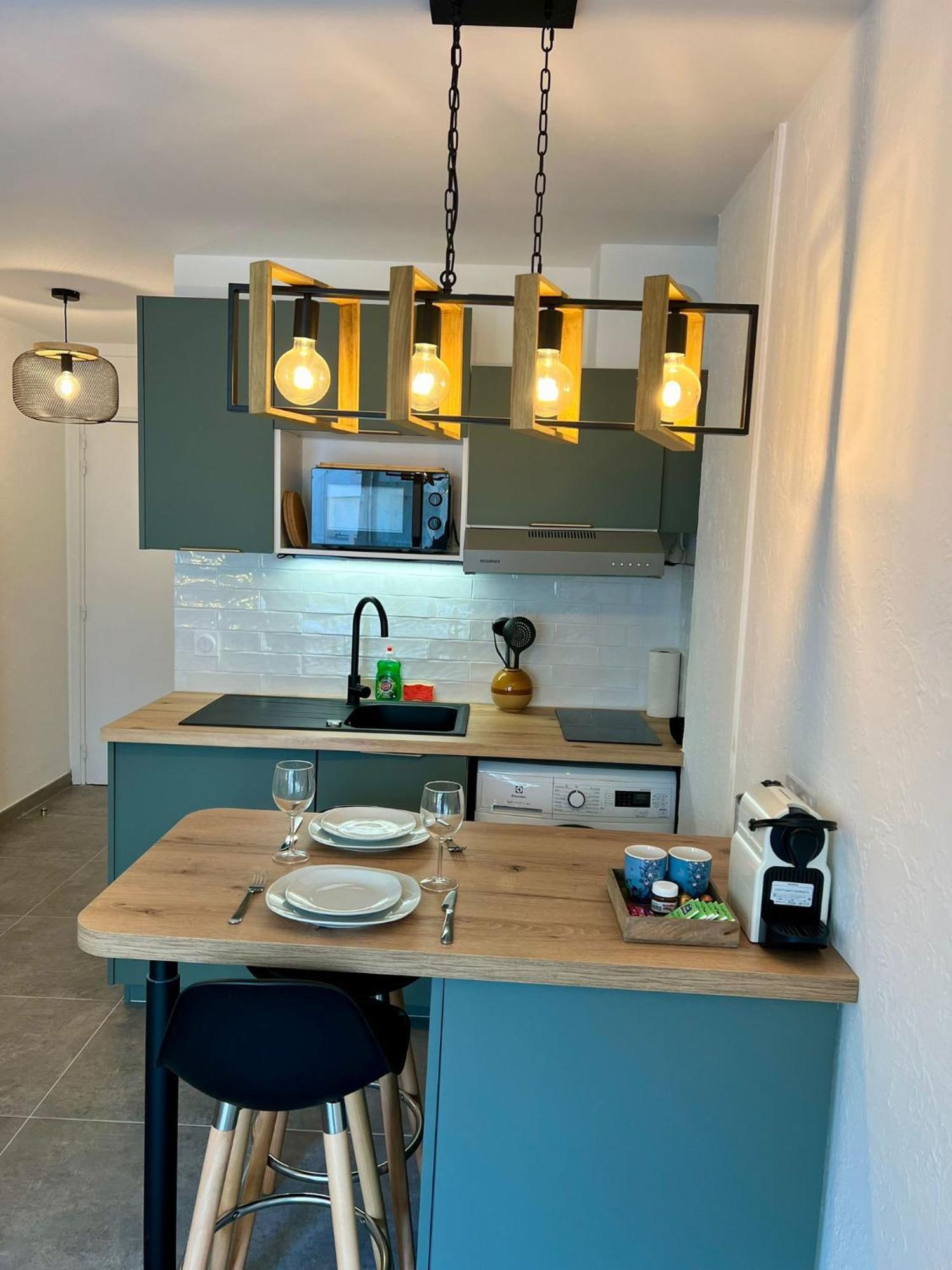 Studio Climatise, Cosy Et Calme Au Centre Ville Αντίμπ Εξωτερικό φωτογραφία